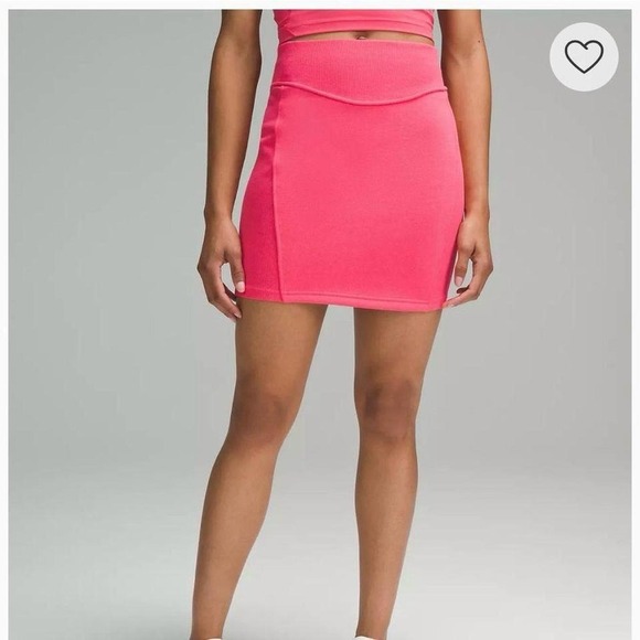 NWT Lululemon Scuba‎ HR Mini Skirt Glaze Pink Large Barbie Pink soft Bodycon - Picture 1 of 8